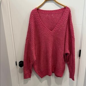 Women's V-Neck Chunky Knit Sweater in Raspberry size large